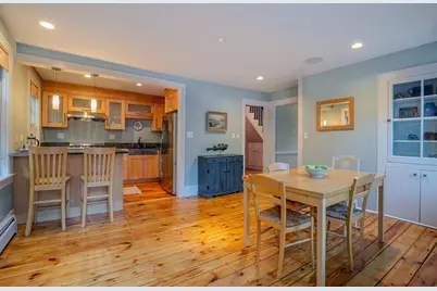 19 Forrester St, Newburyport, MA 01950 - Photo 10