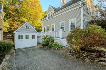 19 Forrester St, Newburyport, MA 01950 - Photo 2