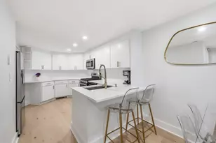 15 Cazenove St, Boston, MA 01226 - Photo 2