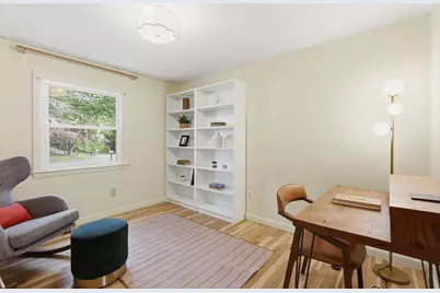 36 Valley View Dr, Amherst, MA 01002 - Photo 18