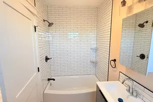 1711 Bay, Fall River, MA 02724 - Photo 10