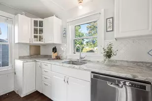30 Garfield St, Taunton, MA 02780 - Photo 12
