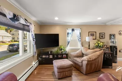 7 Wheeler St, Peabody, MA 01960 - Photo 14