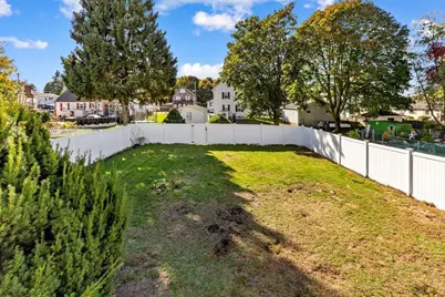 7 Wheeler St, Peabody, MA 01960 - Photo 2