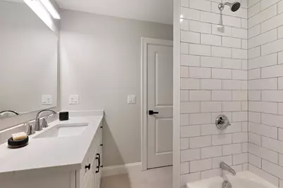 19 Paris St #4, Everett, MA 02149 - Photo 20