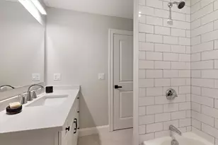 19 Paris St, Everett, MA 02149 - Photo 20