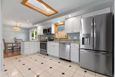 23 Russell St, Peabody, MA 01960 - Photo 14