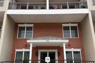 216 Reservoir St, Holden, MA 01520 - Photo 4