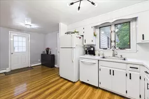 25 Oakview Cir, Medway, MA 02053 - Photo 20
