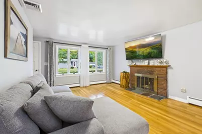 25 Oakview Cir, Medway, MA 02053 - Photo 24