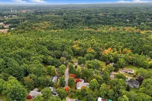 25 Oakview Cir, Medway, MA 02053 - Photo 10