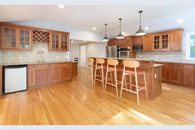 49 Old County Rd, Hingham, MA 02043 - Photo 4