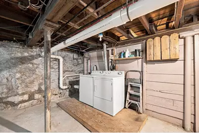 39 Linden St #0, Salem, MA 01970 - Photo 32