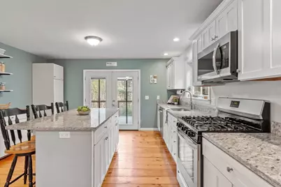 155 Old Princeton Rd, Hubbardston, MA 01452 - Photo 6