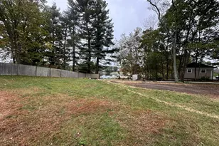 108 Linwood St, Uxbridge, MA 01569 - Photo 22
