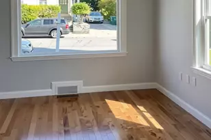 142 University Ave, Lowell, MA 01854 - Photo 16