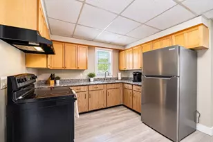 37 Coburn Ave, Worcester, MA 01604 - Photo 6