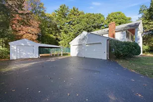 44 Blacksmith Rd, Wilbraham, MA 01095 - Photo 4