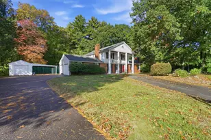 44 Blacksmith Rd, Wilbraham, MA 01095 - Photo 2