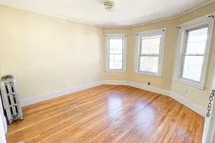 28 Claymoss Rd, Boston, MA 02135 - Photo 16