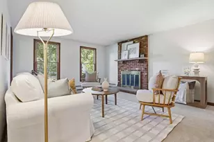 56 Moore St, Chelmsford, MA 01824 - Photo 14