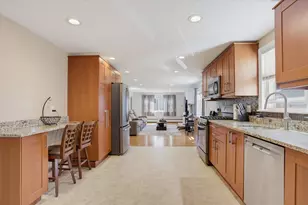 102 Westminster St, Boston, MA 02136 - Photo 18