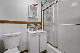 33 Jefferson St, Worcester, MA 01604 - Photo 18