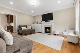 33 Oak Ledge Cir, Rowley, MA 01969 - Photo 4