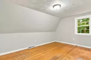 109 Pleasant St, Plympton, MA 02367 - Photo 24