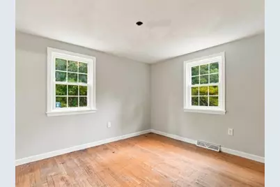 109 Pleasant St, Plympton, MA 02367 - Photo 26