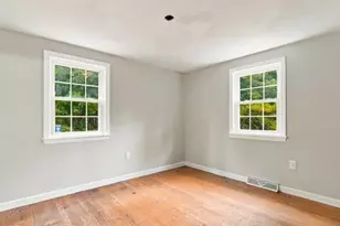 109 Pleasant St, Plympton, MA 02367 - Photo 26