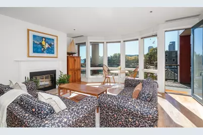 40 Battery St #202, Boston, MA 02109 - Photo 8
