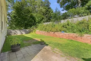 101 Regal St, Springfield, MA 01118 - Photo 26