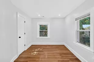 21 Ensign Ave, Pittsfield, MA 01201 - Photo 10