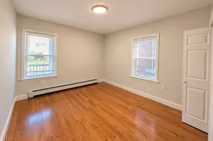 29 Waverly St, Boston, MA 02135 - Photo 6