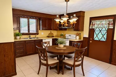 18 Brownell St, Ludlow, MA 01056 - Photo 6