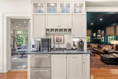 11 Hart St, Beverly, MA 01915 - Photo 14