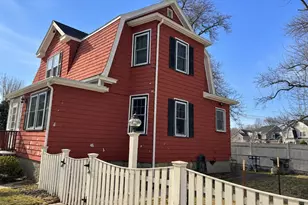 93 Lowell St, Woburn, MA 01801 - Photo 4