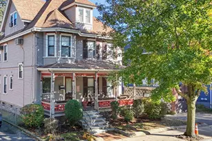 27 Sprague St, Malden, MA 02148 - Photo 2
