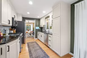 58 Brickett Hill Cir, Haverhill, MA 01830 - Photo 20