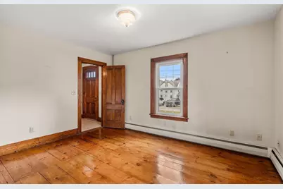 106 Chestnut St, Southbridge, MA 01550 - Photo 22