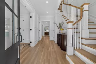 19 Orchard St, Wellesley, MA 02481 - Photo 2