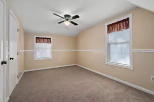 4 Williamsburg Dr, Uxbridge, MA 01569 - Photo 24