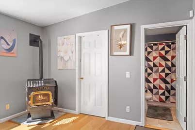 12 Pearl St, Auburn, MA 01501 - Photo 12