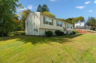 12 Pearl St, Auburn, MA 01501 - Photo 4
