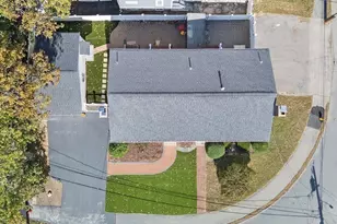 33 Auburn St, Waltham, MA 02453 - Photo 30