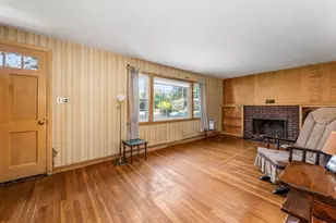 40 Winstead Ave, Dedham, MA 02026 - Photo 4