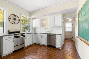 48 Elm St, Stoneham, MA 02180 - Photo 12