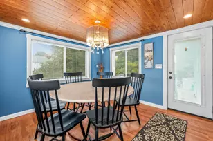 10 Village St, Medway, MA 02053 - Photo 10