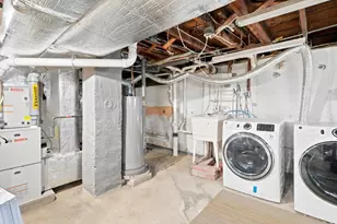 23 Jasper St, Saugus, MA 01906 - Photo 26